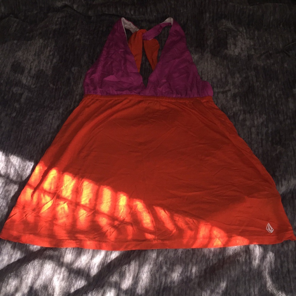 Volcom two toned halter top Sz S